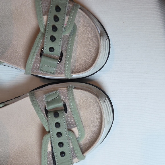 ASH SANDAL Green and Cream - Picture 7 of 10